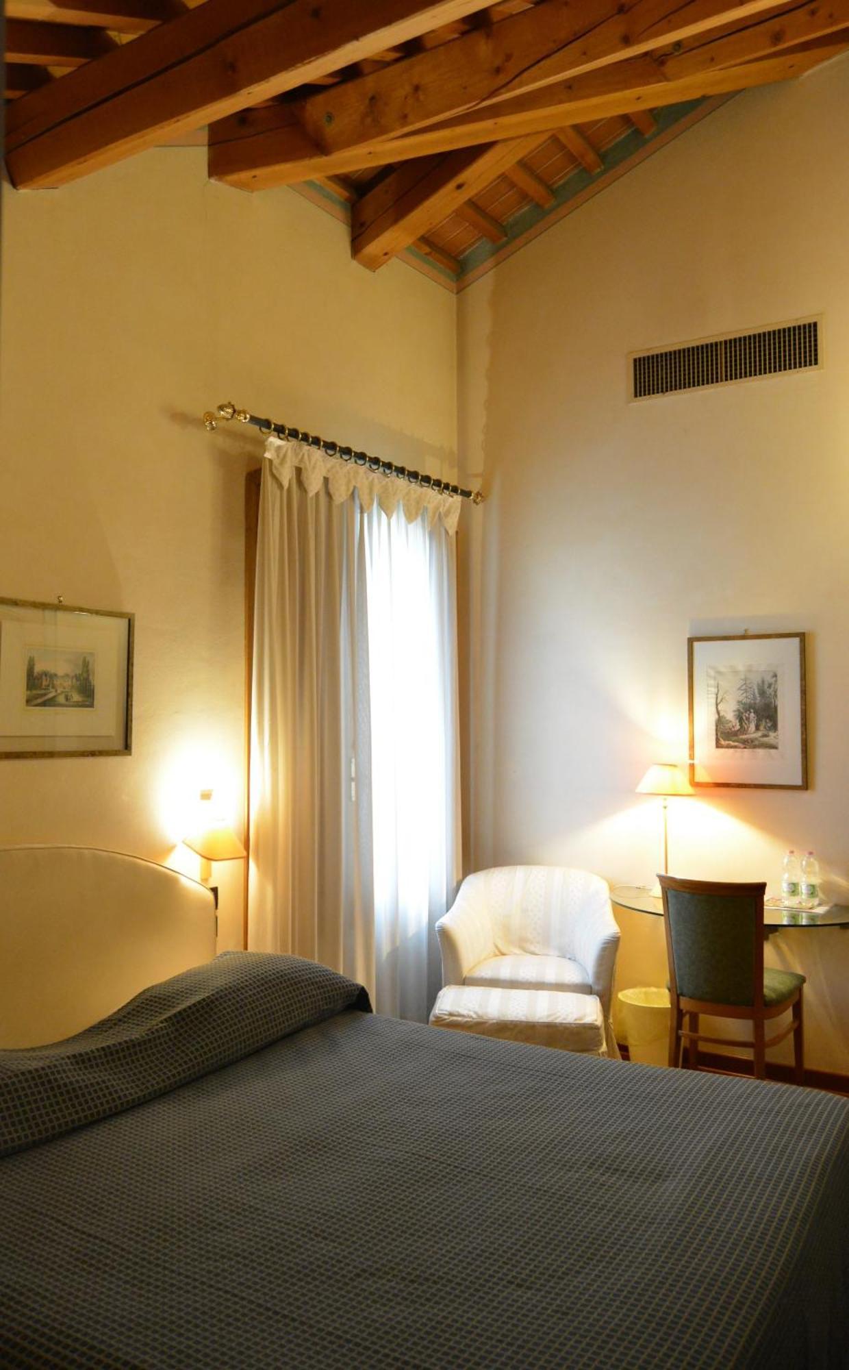 Hotel La Torre Torreglia Buitenkant foto