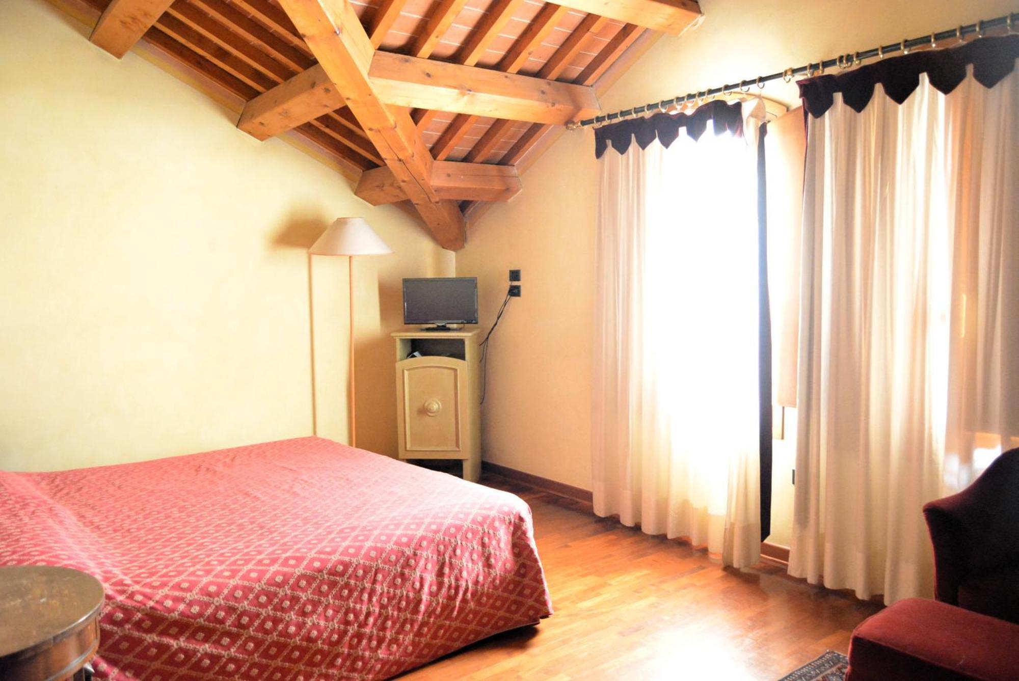 Hotel La Torre Torreglia Buitenkant foto