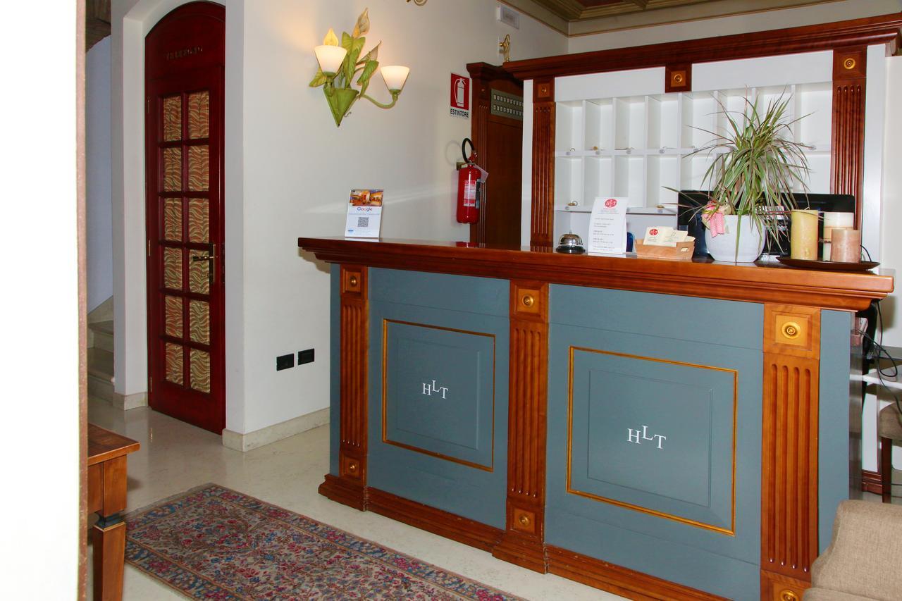 Hotel La Torre Torreglia Buitenkant foto